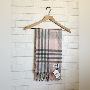 New Edinburgh 100% Lambswool Tartan Plaid Fringe Pink and Gray Scarf